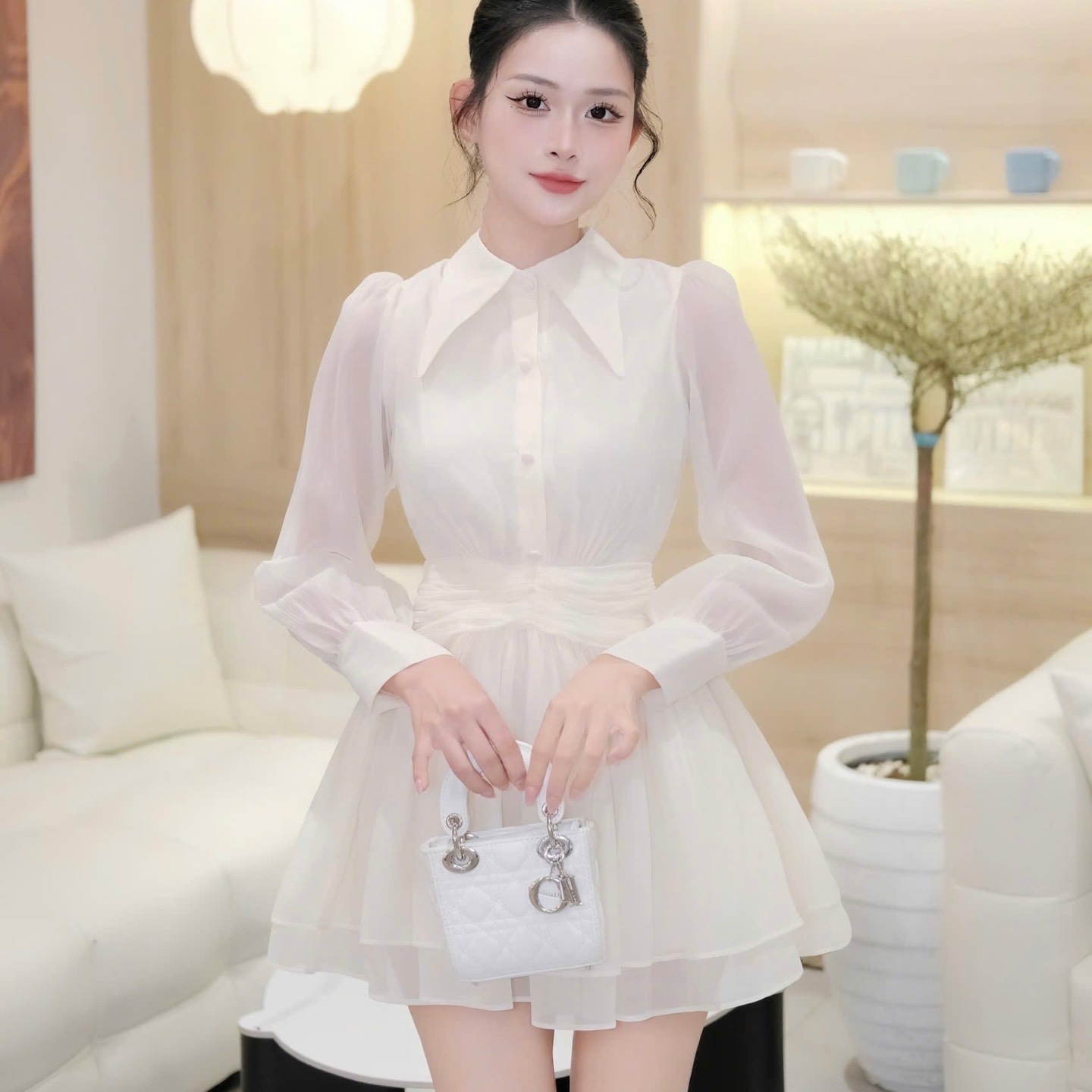 Đầm cổ sơ mi nhọn voan tơ