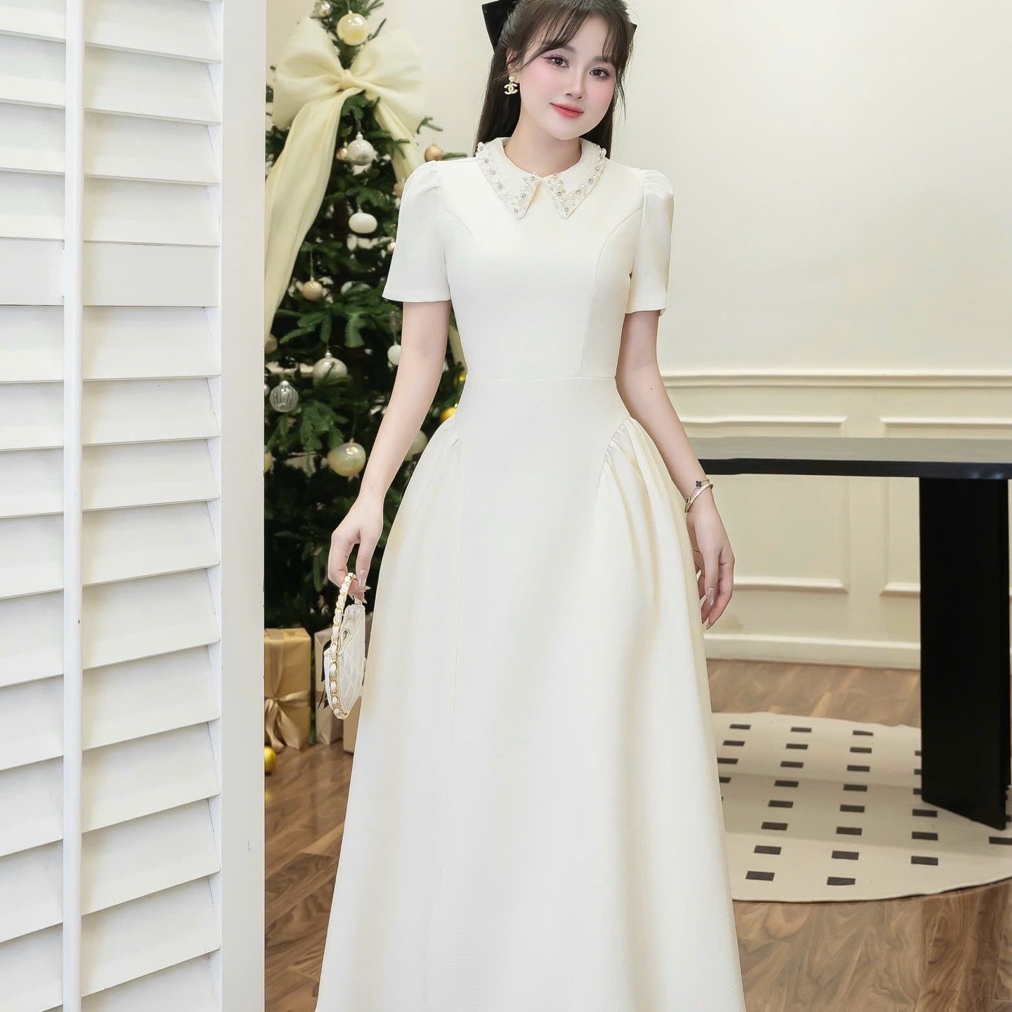 Đầm dạ cổ ngọc đính đá dáng dài cao cấp