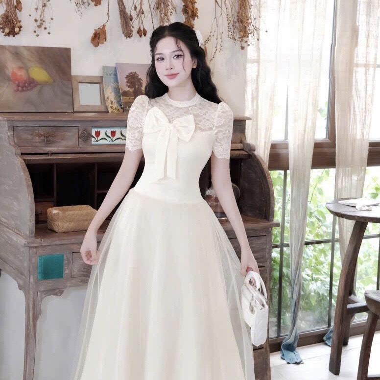 Đầm cổ tròn ren đính nơ to dáng xoè sang chảnh
