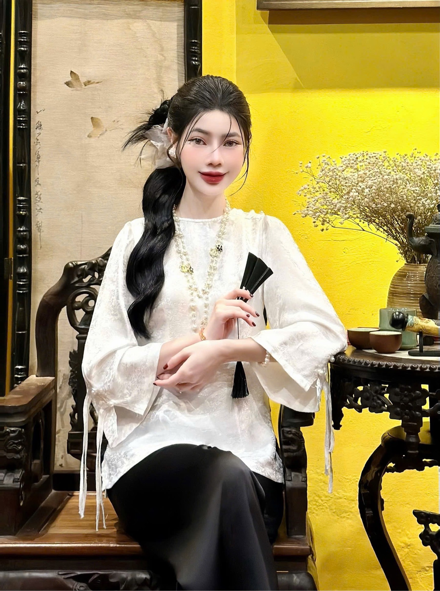 Bộ lam cổ xoắn màu loang ngọc tay