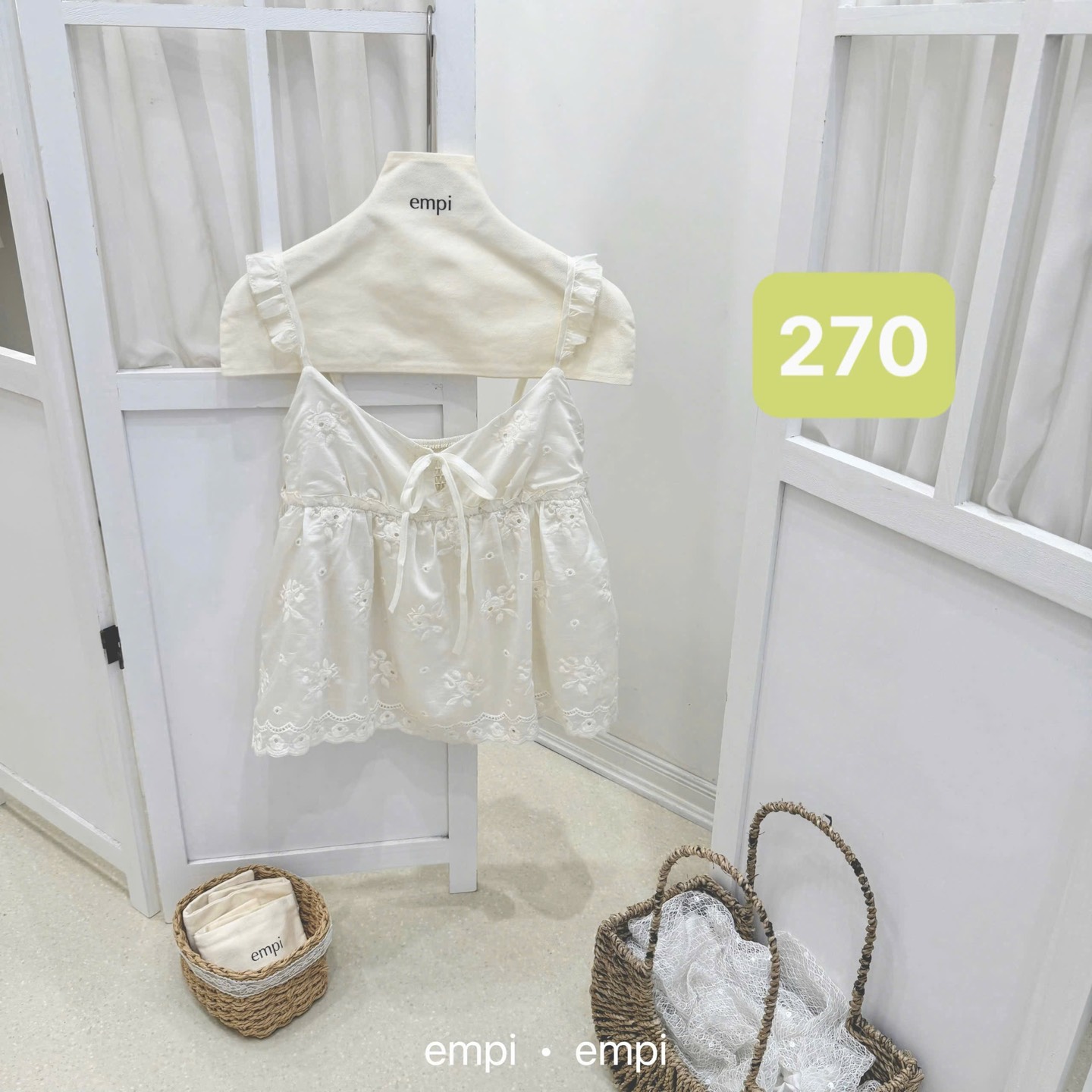 Áo kiểu 2 dây bèo cột nơ