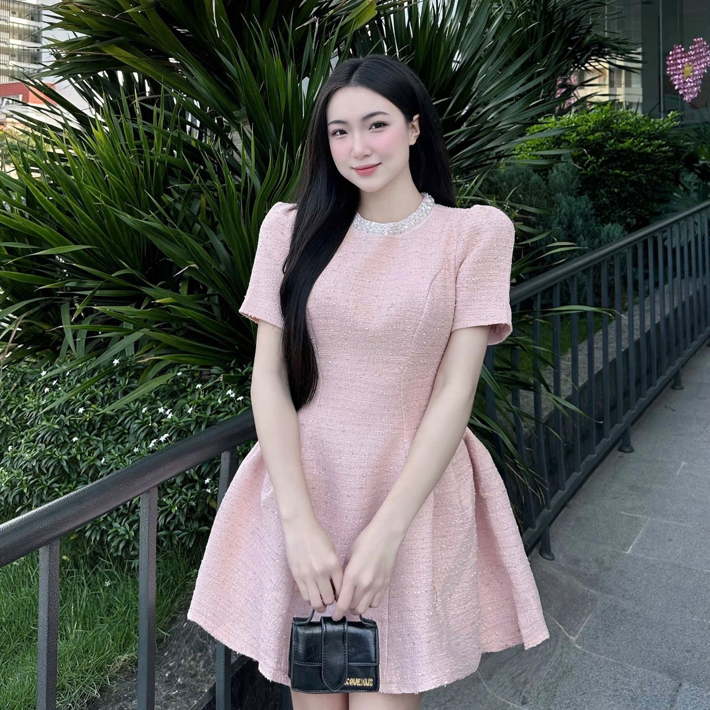 Đầm dạ cổ tròn xoè sang trọng dáng ngắn