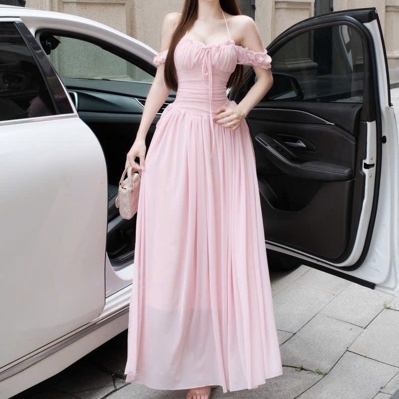 Đầm thiết kế trễ vai nơ ngực dáng dài