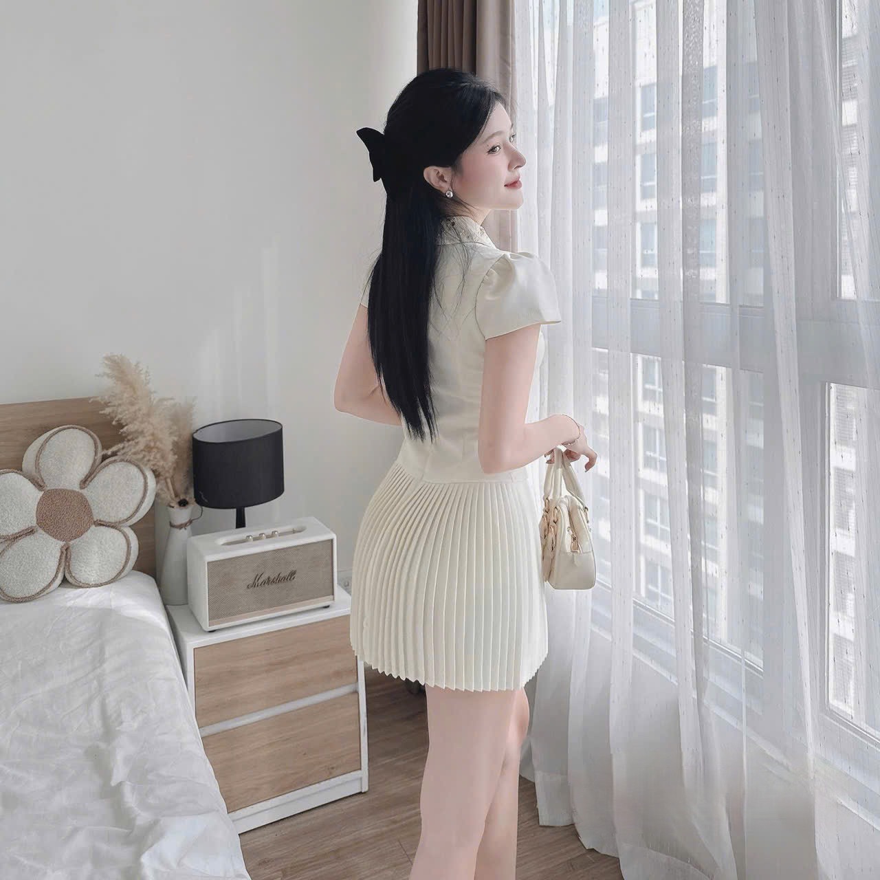 Đầm cổ sơ mi dáng ngắn xếp ly hot trend ép mùng đính kết