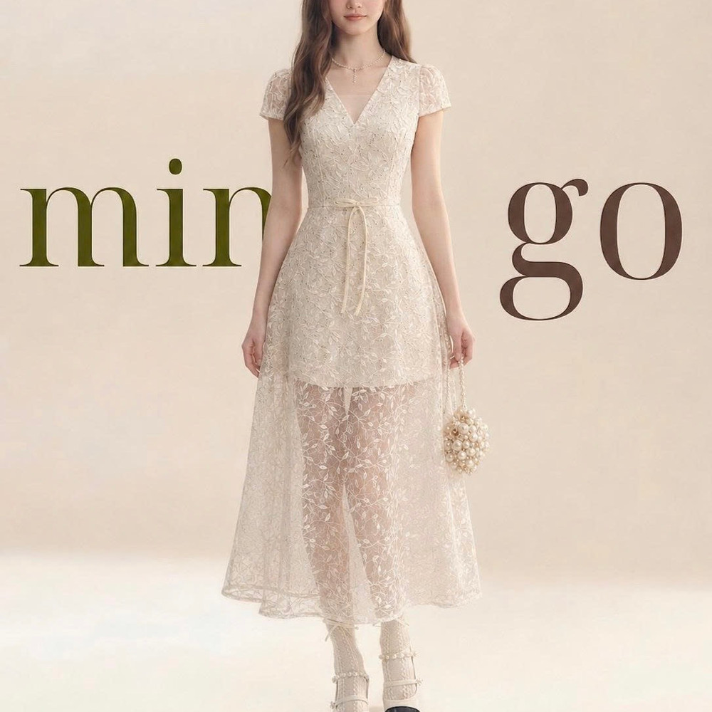 Đầm thiết kế cổ V nơ eo phối ren dài