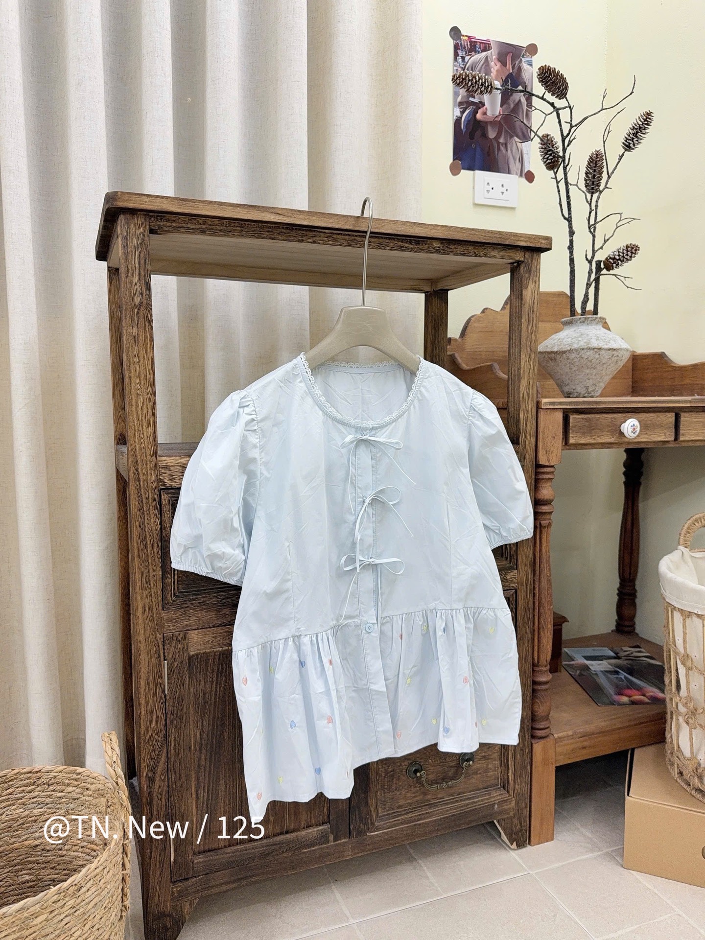 Áo kiểu babydoll cổ ren hoạ tiết trái tim