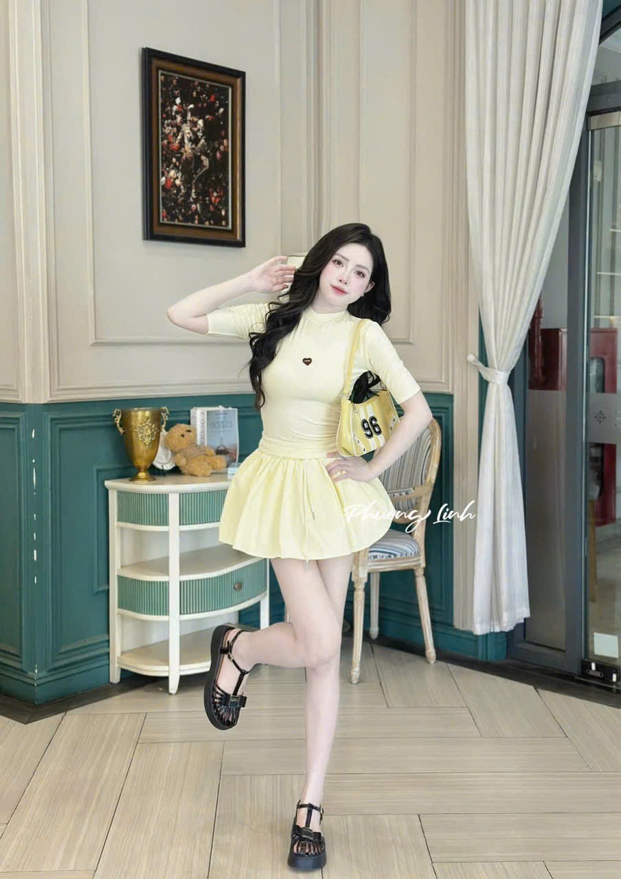 Set áo body cổ tròn kèm tag tim +cv xếp ly lưng rút