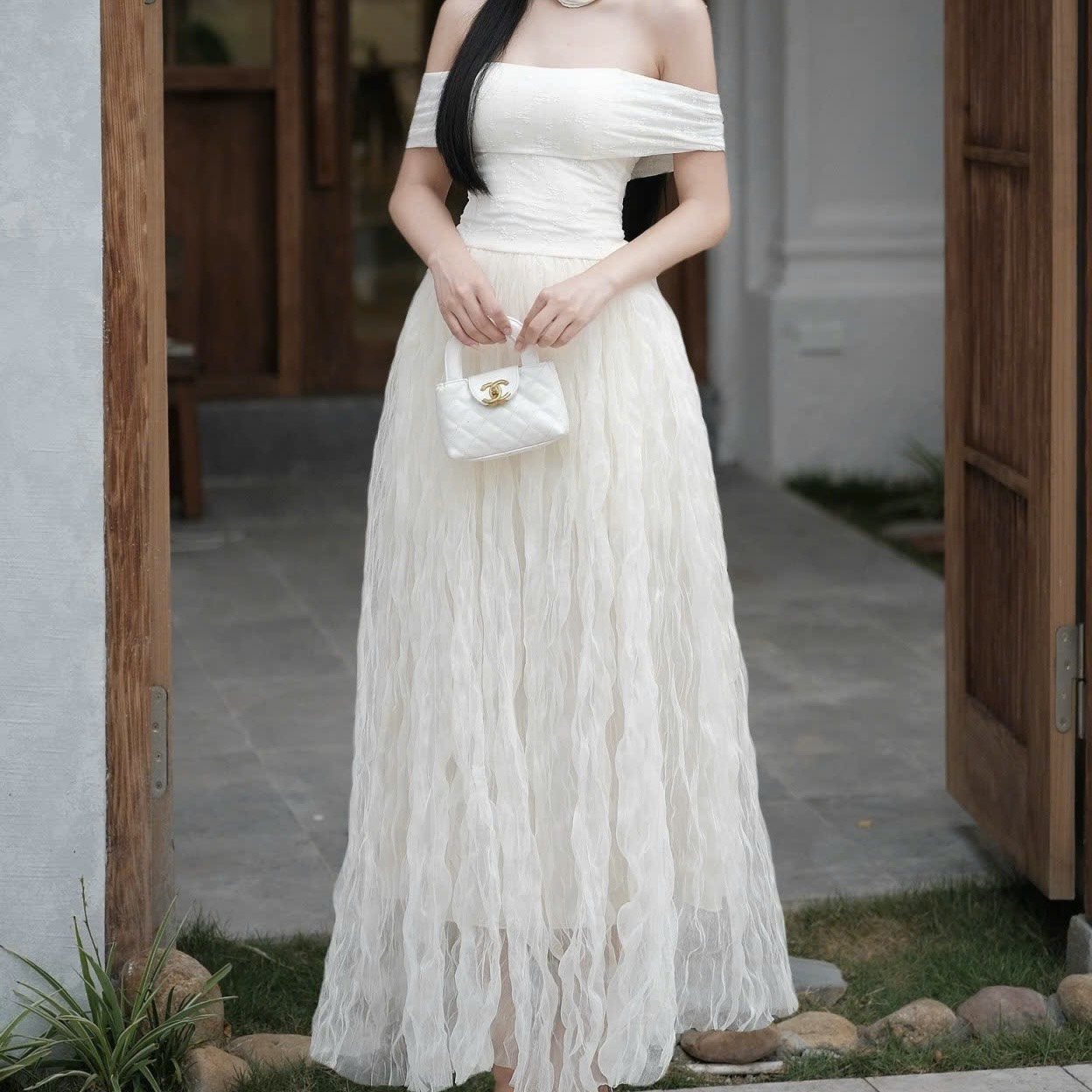 Đầm đi tiệc trễ vai bảng ngực xoè sóng dáng dài