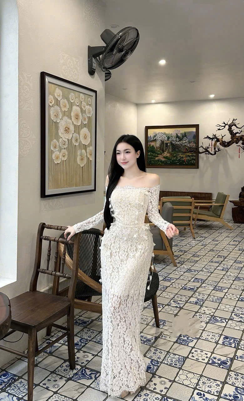 Đầm thiết kế trễ vai tay dài body ren hoa