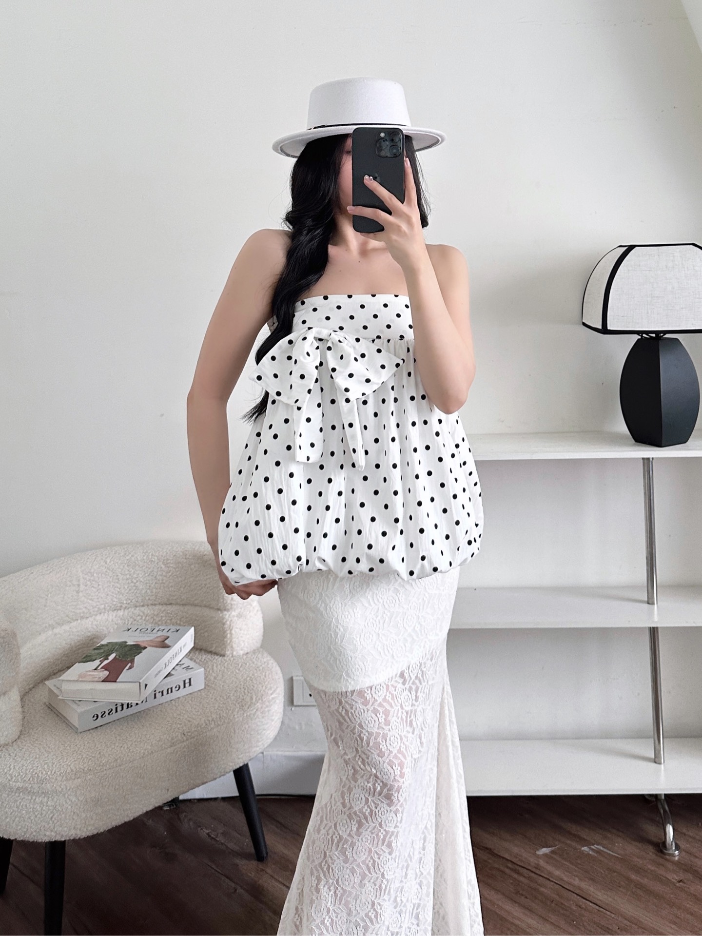 Áo kiểu bí cúp ngực chấm bi thắc nơ