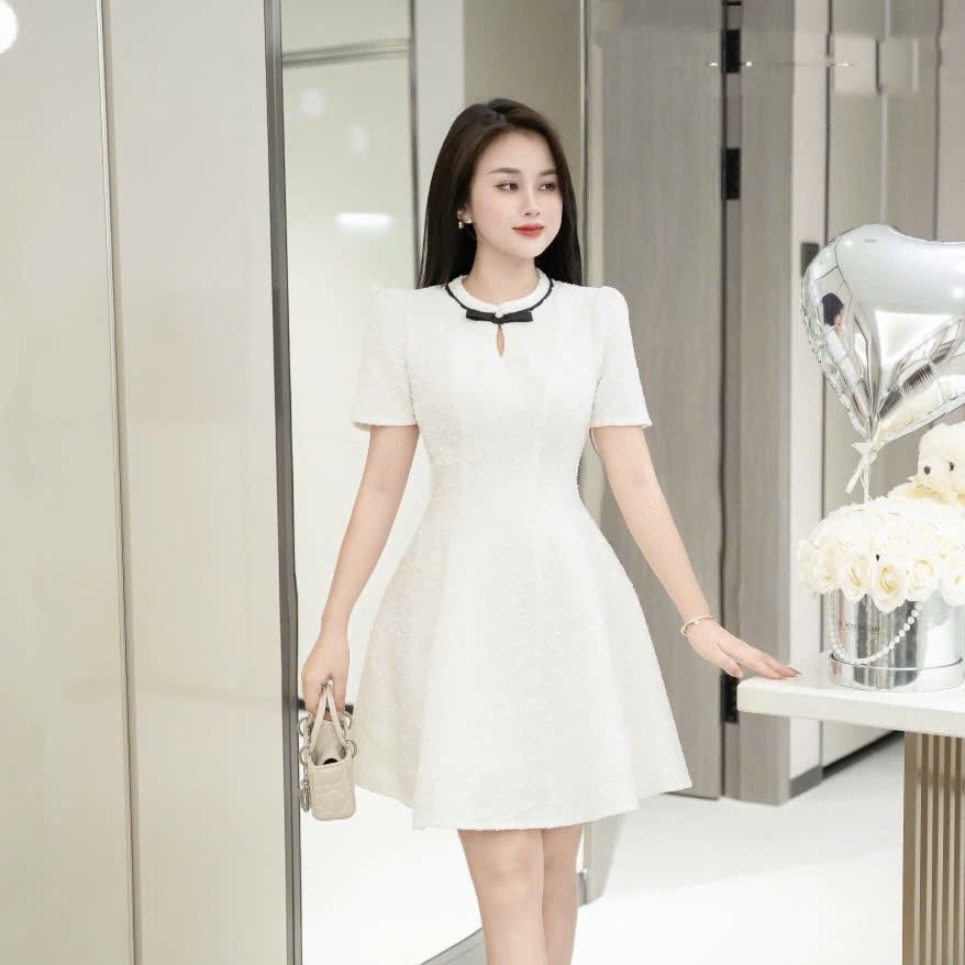 Đầm ren len cổ tròn chữ A dáng ngắn đỏ trắng