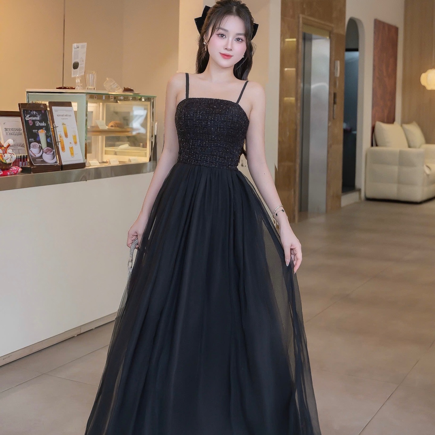 Đầm dạ 2 dây phối lưới  sang trọng kèm khoác