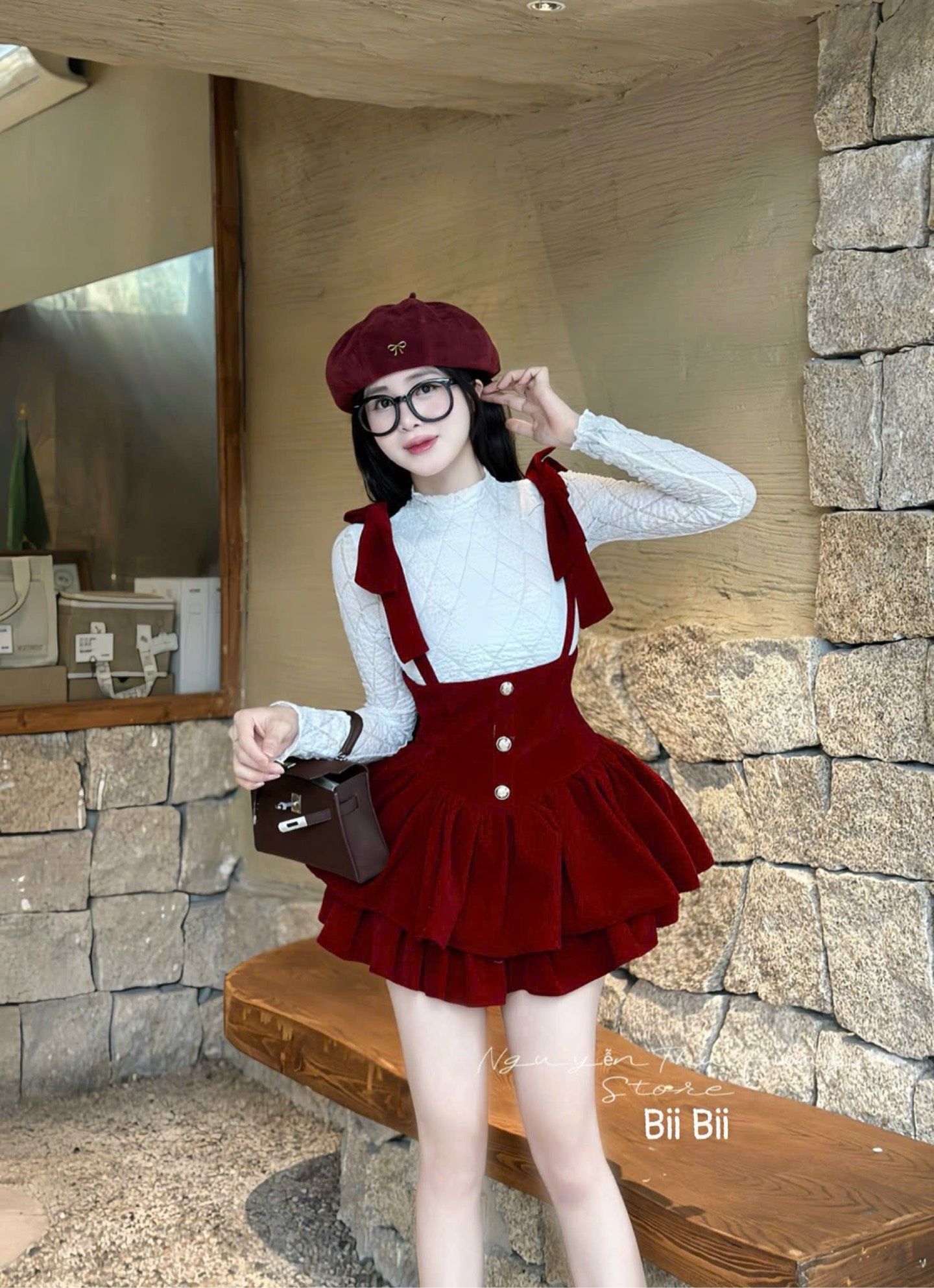 Đầm set dạ yếm chân váy