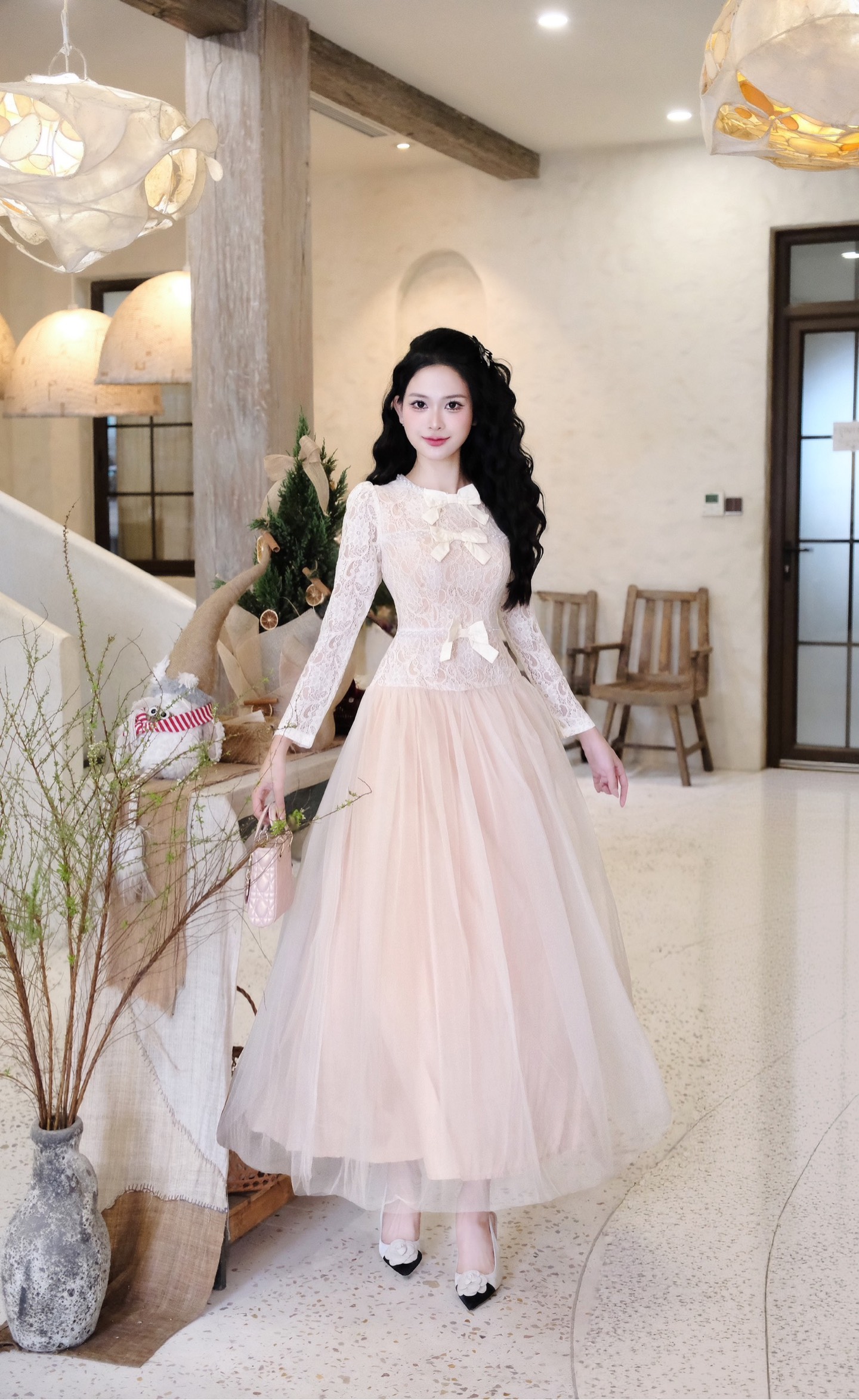 Đầm cổ tròn đính 3 nơ đi tiệc sang chảnh cao cấp