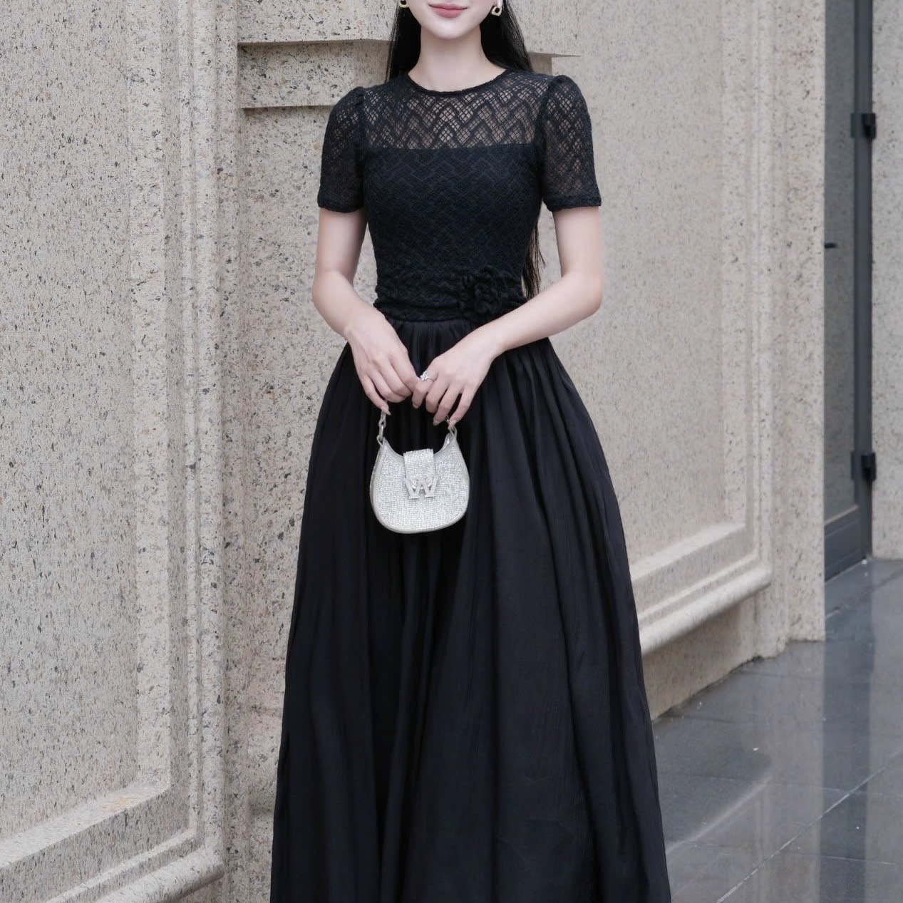 Đầm cổ tròn phối ren dáng dài xoè cao cấp tay ngắn đi tiệc 3 màu kem/ trắng/đen