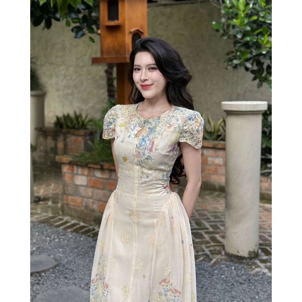 Đầm thiết kế xoè tay phồng hoa nhẹ nhàng