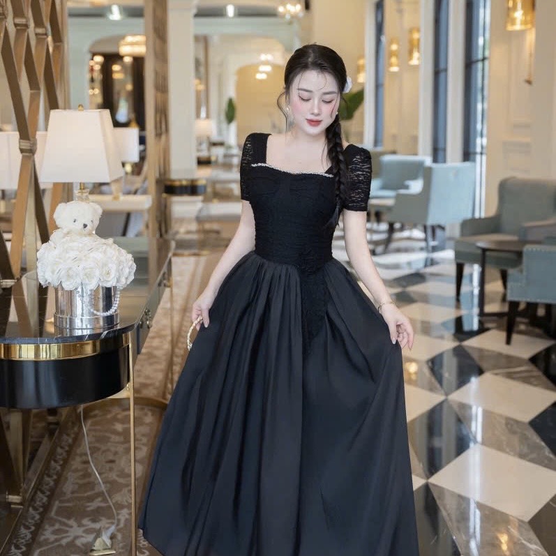 Đầm cổ vuông đính ngọc hoa eo không xẻ