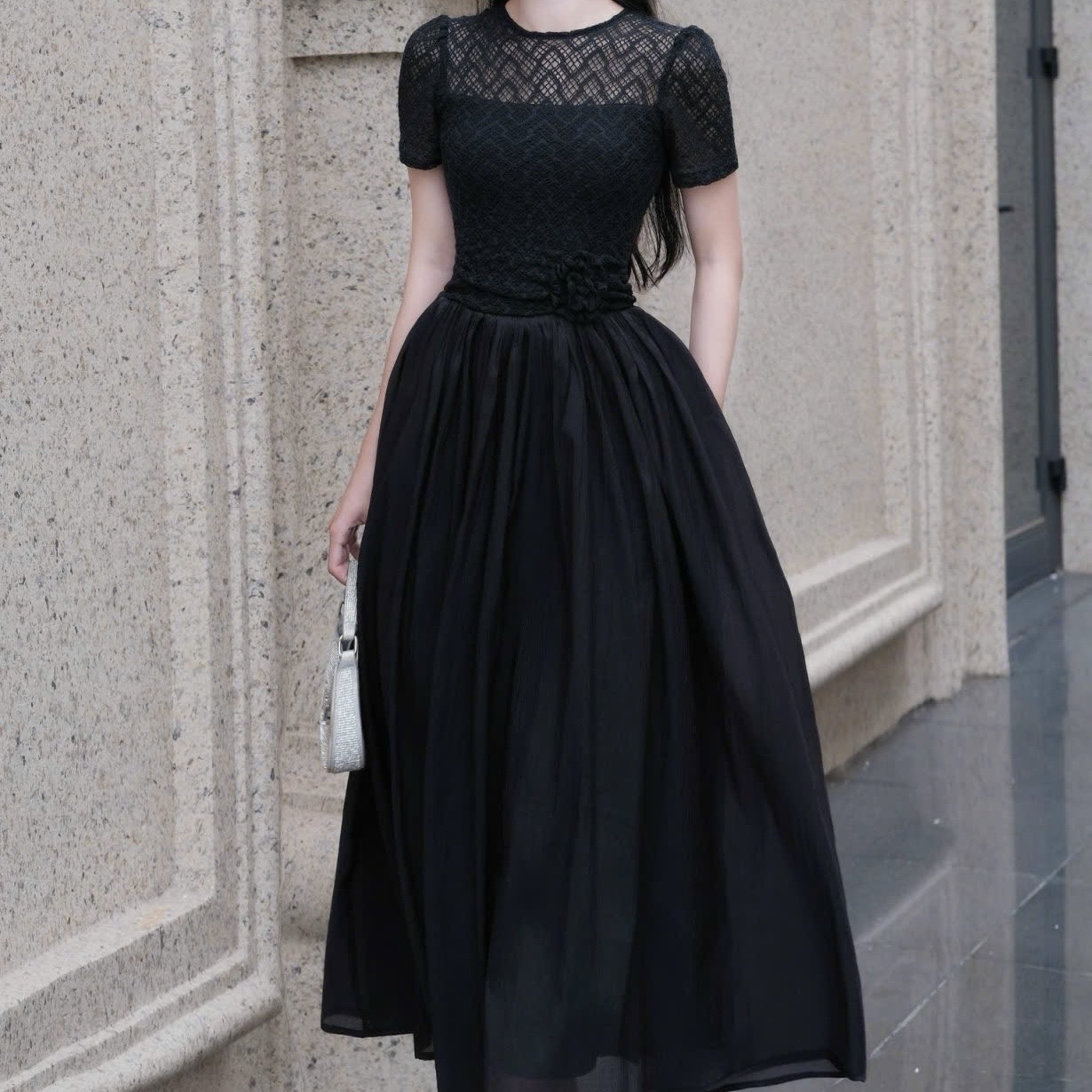 Đầm cổ tròn phối ren dáng dài xoè cao cấp tay ngắn đi tiệc 3 màu kem/ trắng/đen