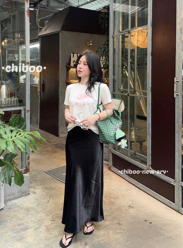 Chân váy dài lụa xước 8899