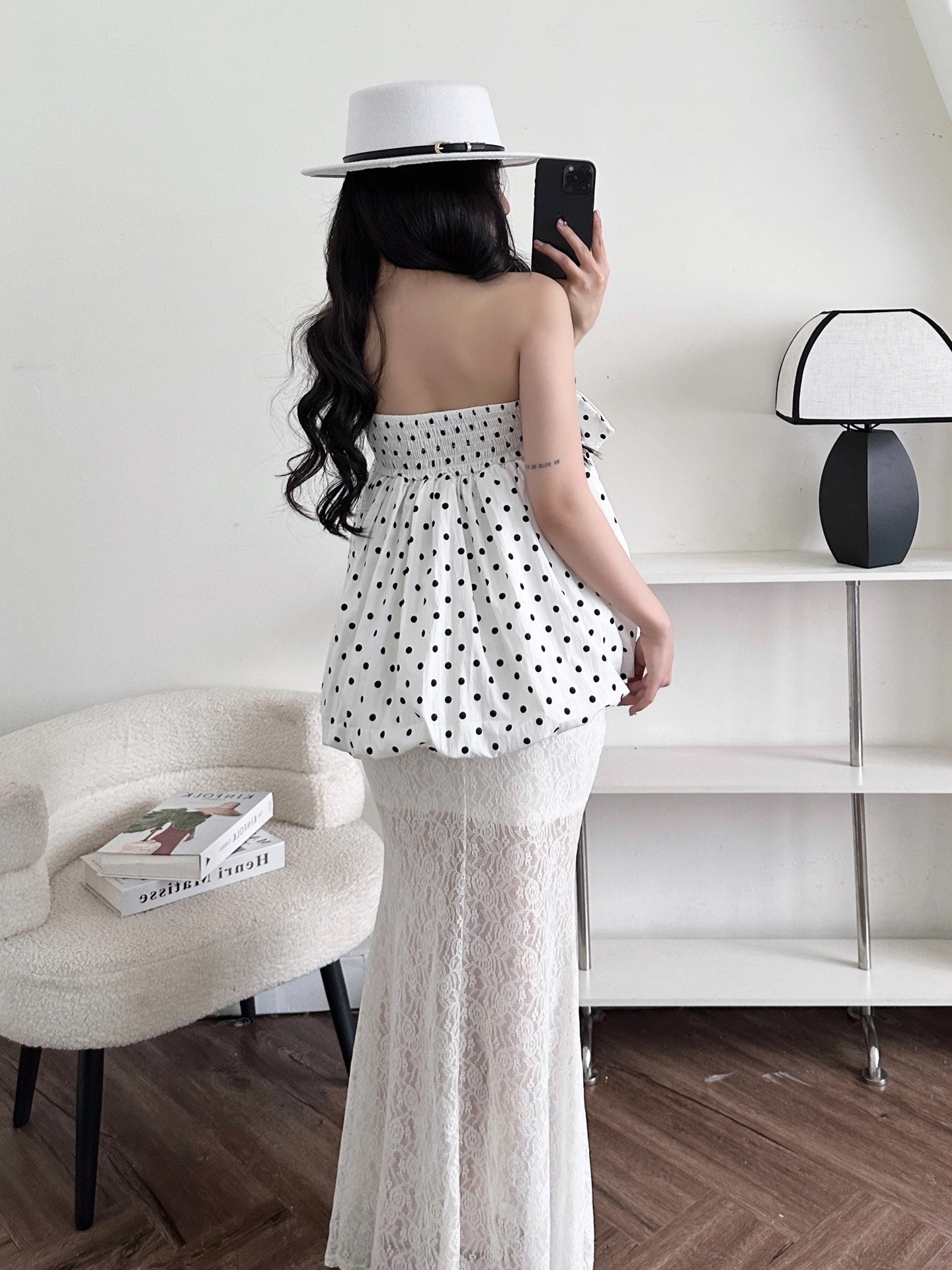Áo kiểu bí cúp ngực chấm bi thắc nơ