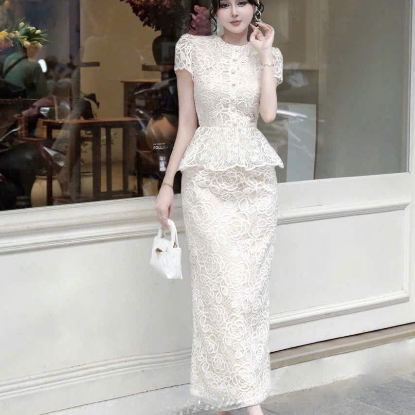 Đầm thiết kế peplum ôm ren body sanh chảnh