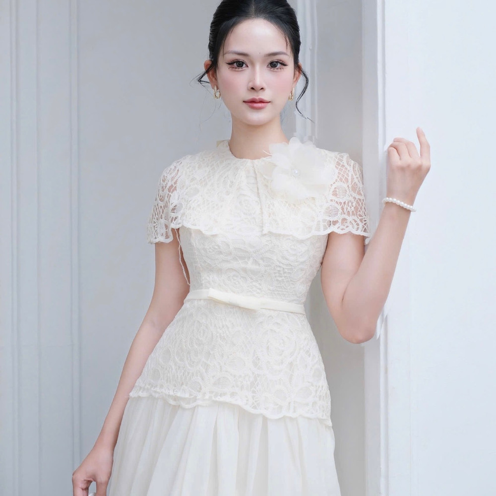 Đầm ren thiết kế choàng vai chân tơ sang chảnh