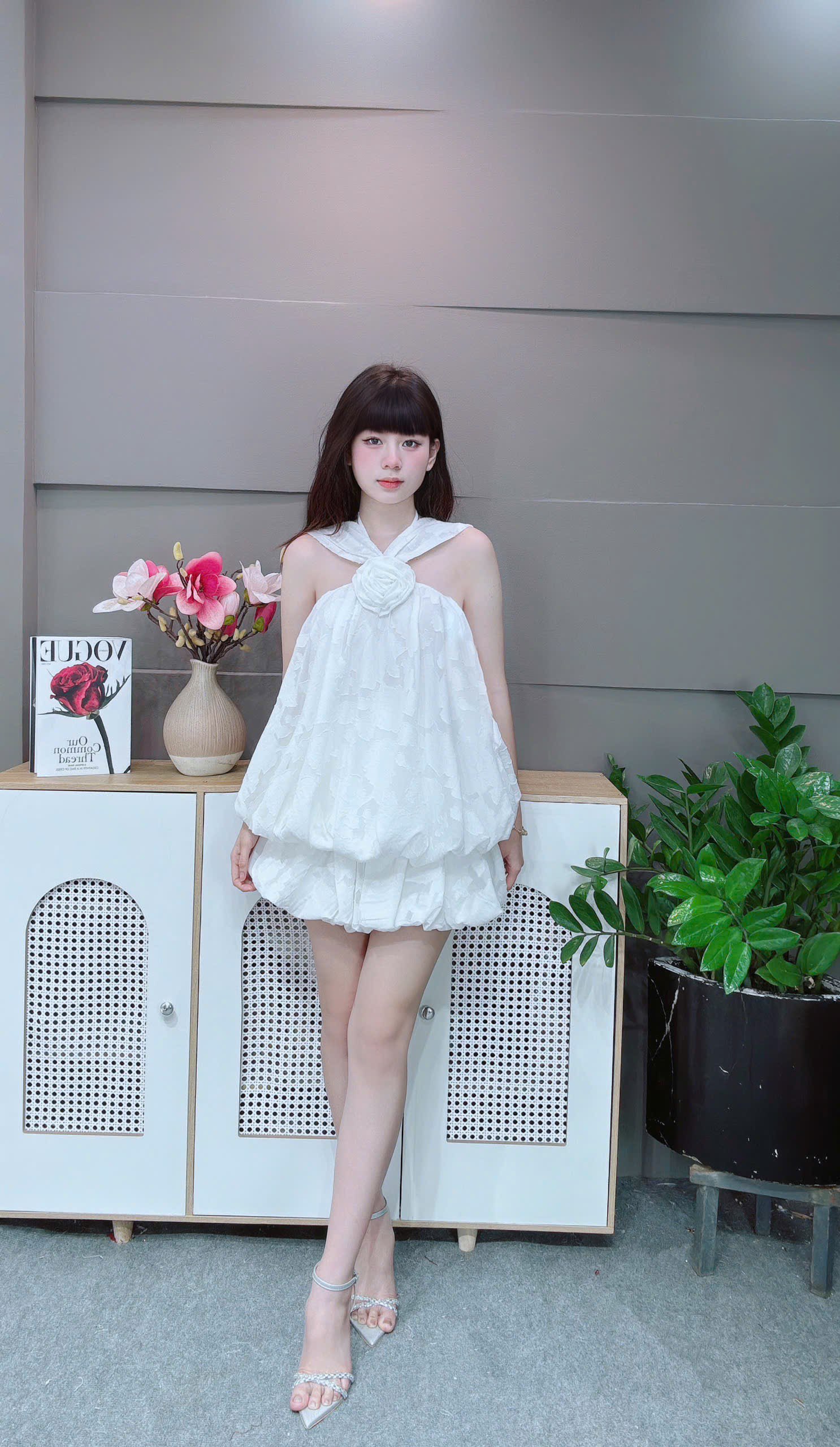 Set quần bí áo cổ yếm bồng