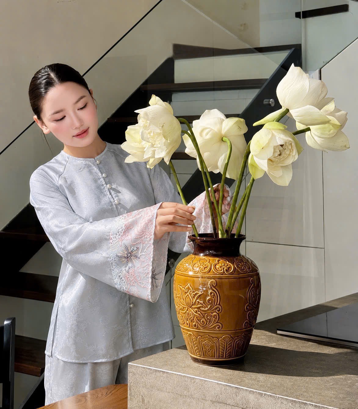 Đồ lam cổ tròn tay loe phối kim sa