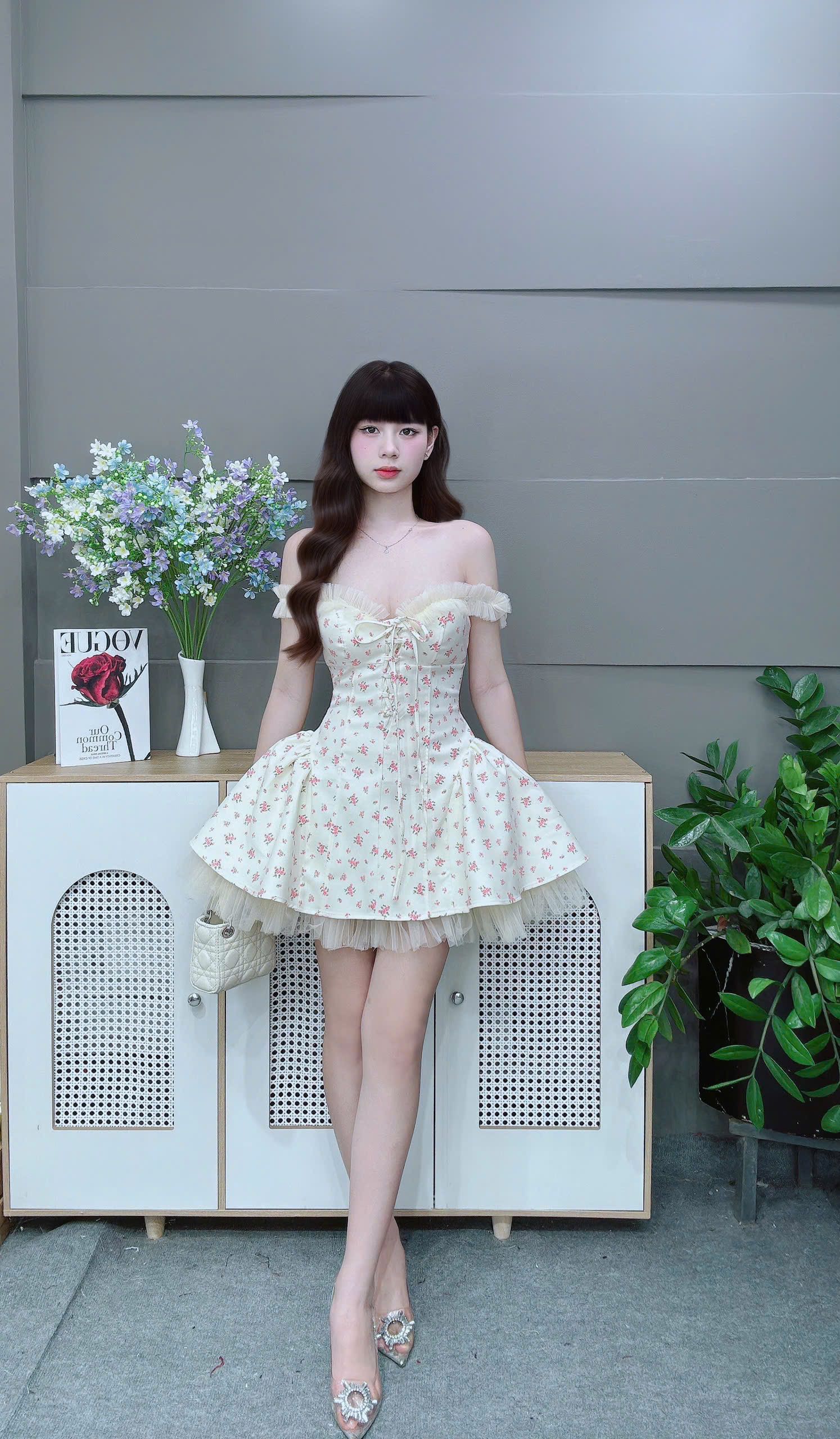 Váy trễ vai cúp ngực hoa nhí viền voan