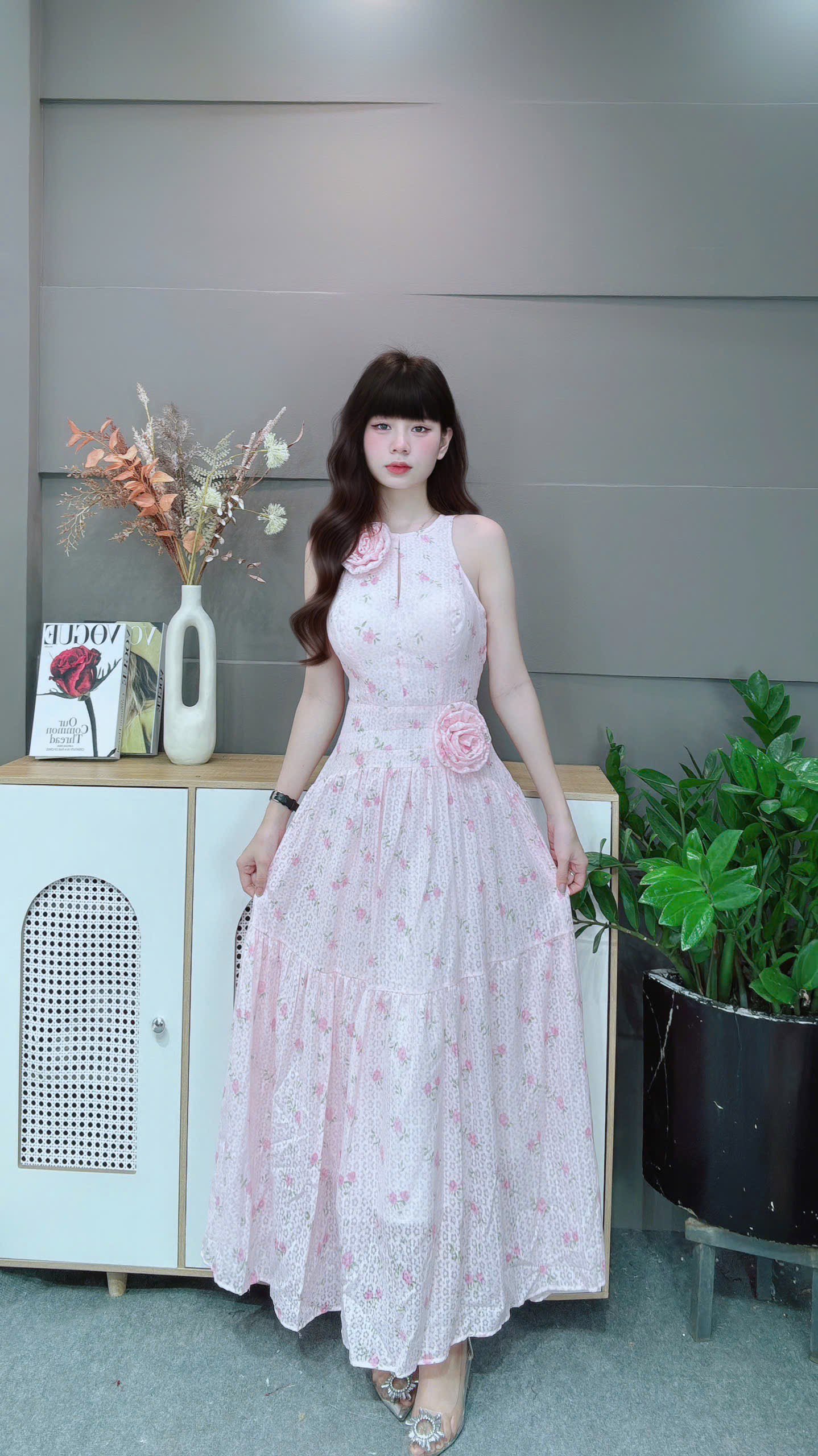 Váy cổ yếm sát nách hoa nhí pl