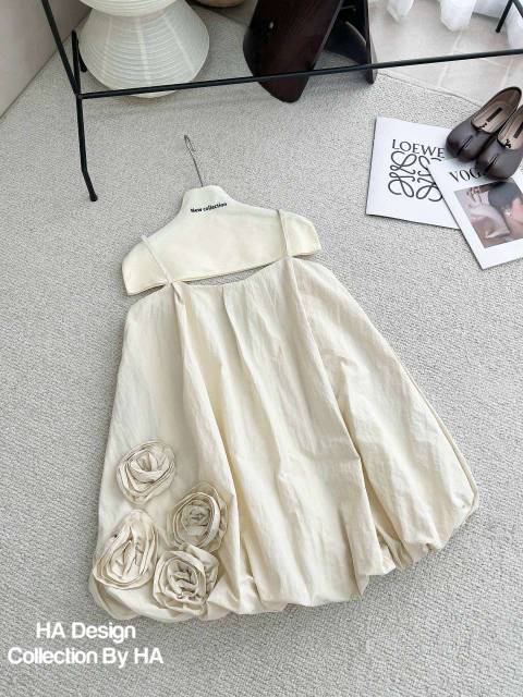 Đầm bí 2 dây hoa dưới lai