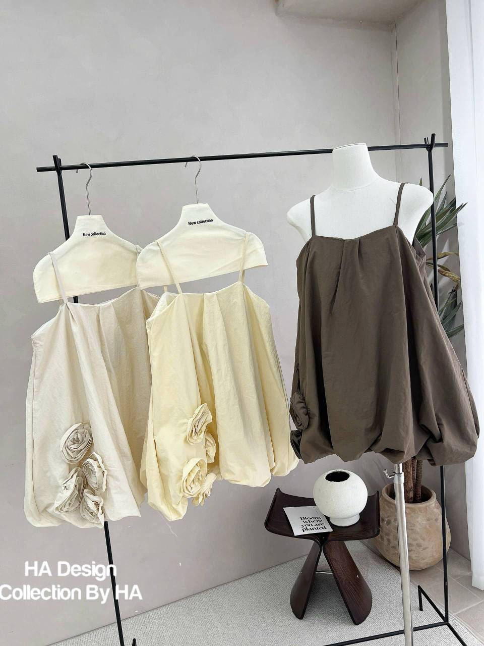 Đầm bí 2 dây hoa dưới lai