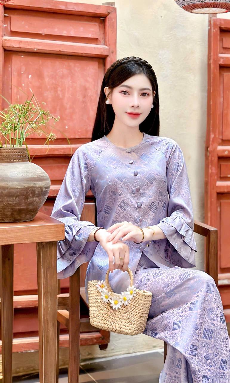 Đồ lam lụa tay loe viền mềm