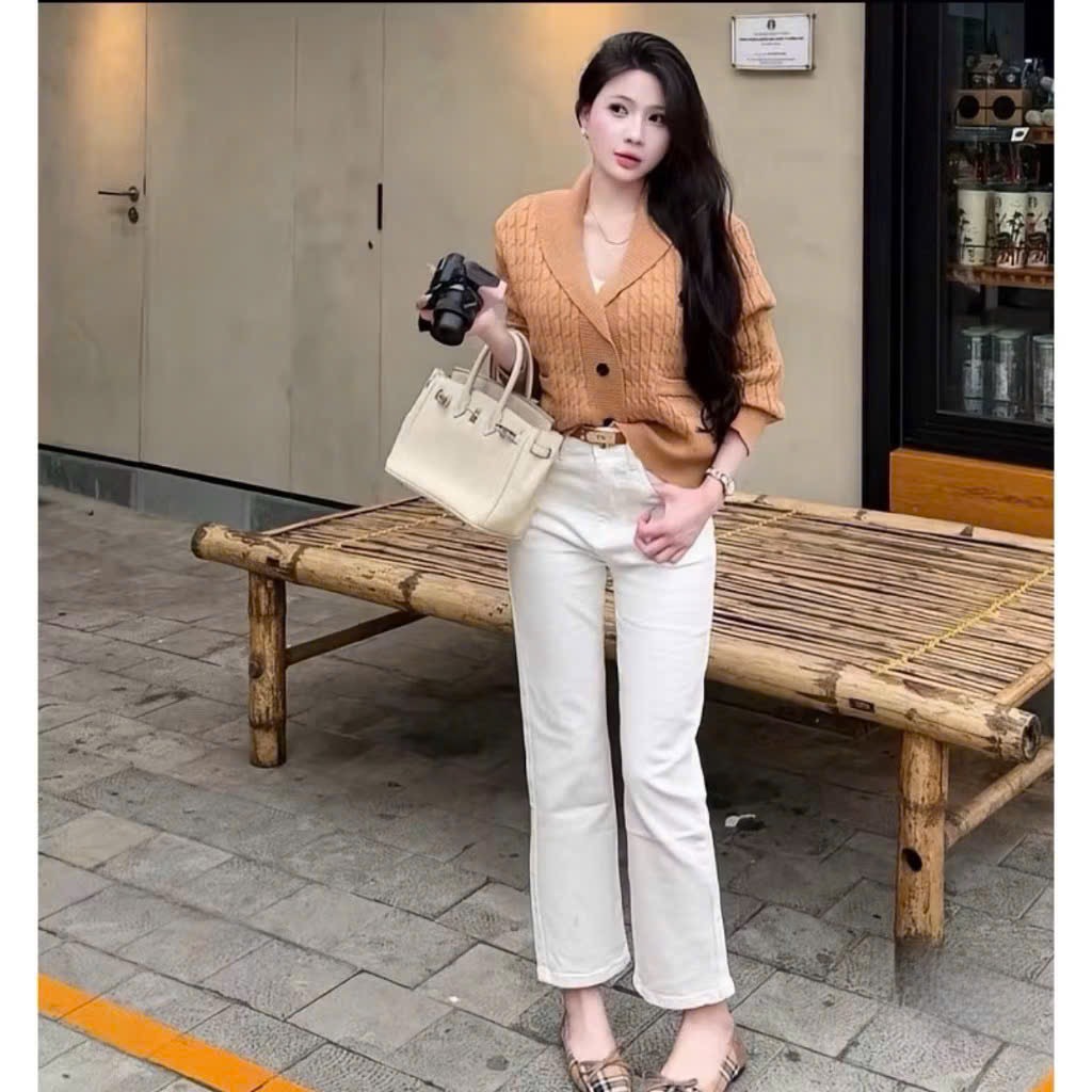 J2768 jean dài trắng thêu ngựa túi sau