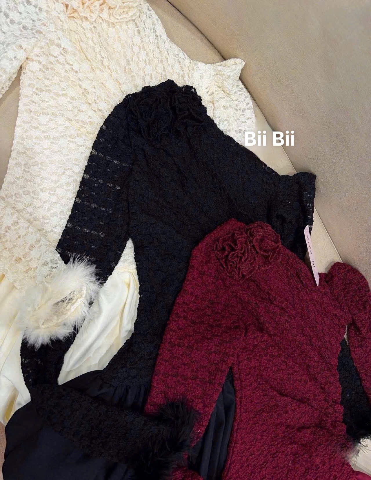 Váy trễ vai ren hoa chân bí