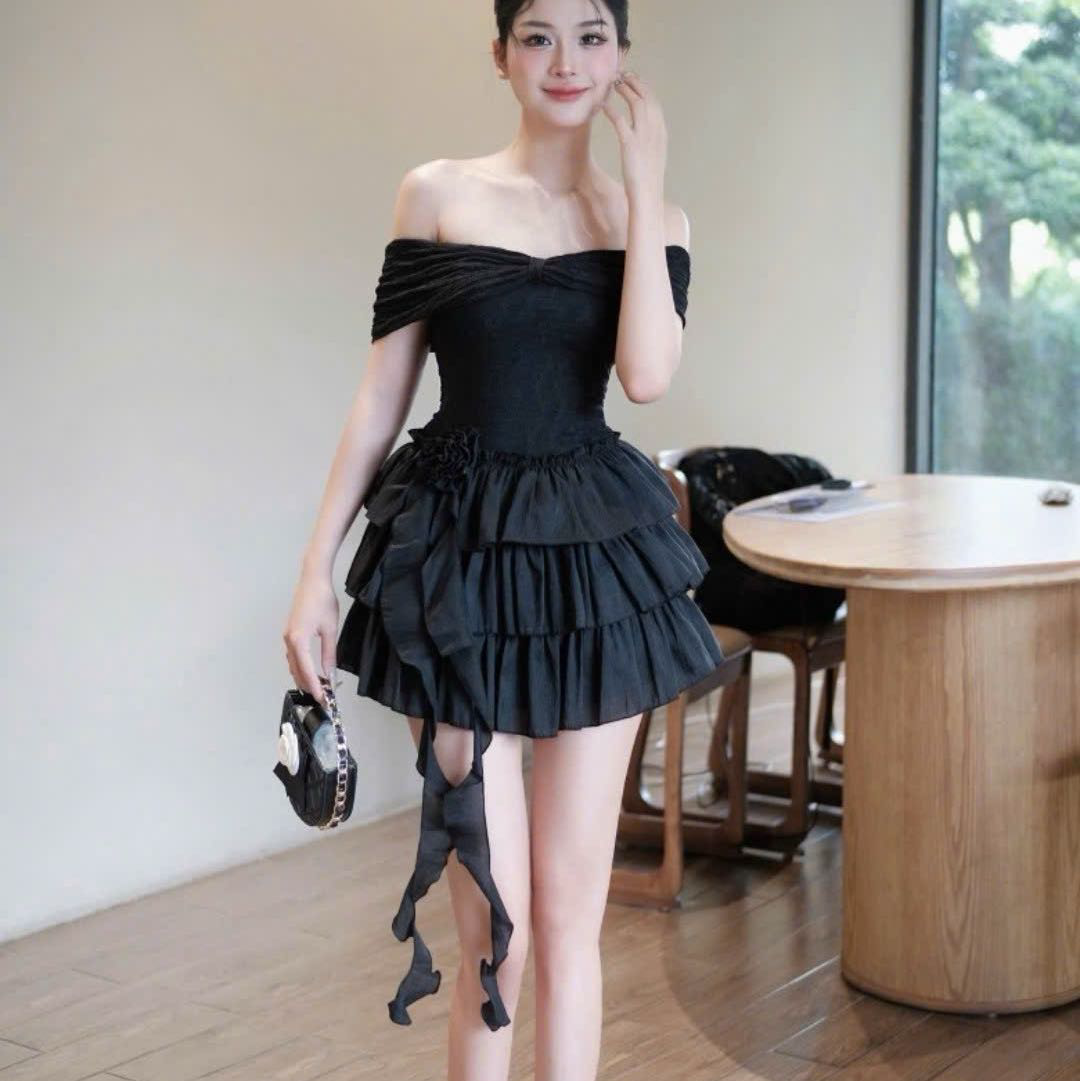 Đầm thiết kế trễ vai nhiều tầng sang trọng tay ngắn đi tiệc