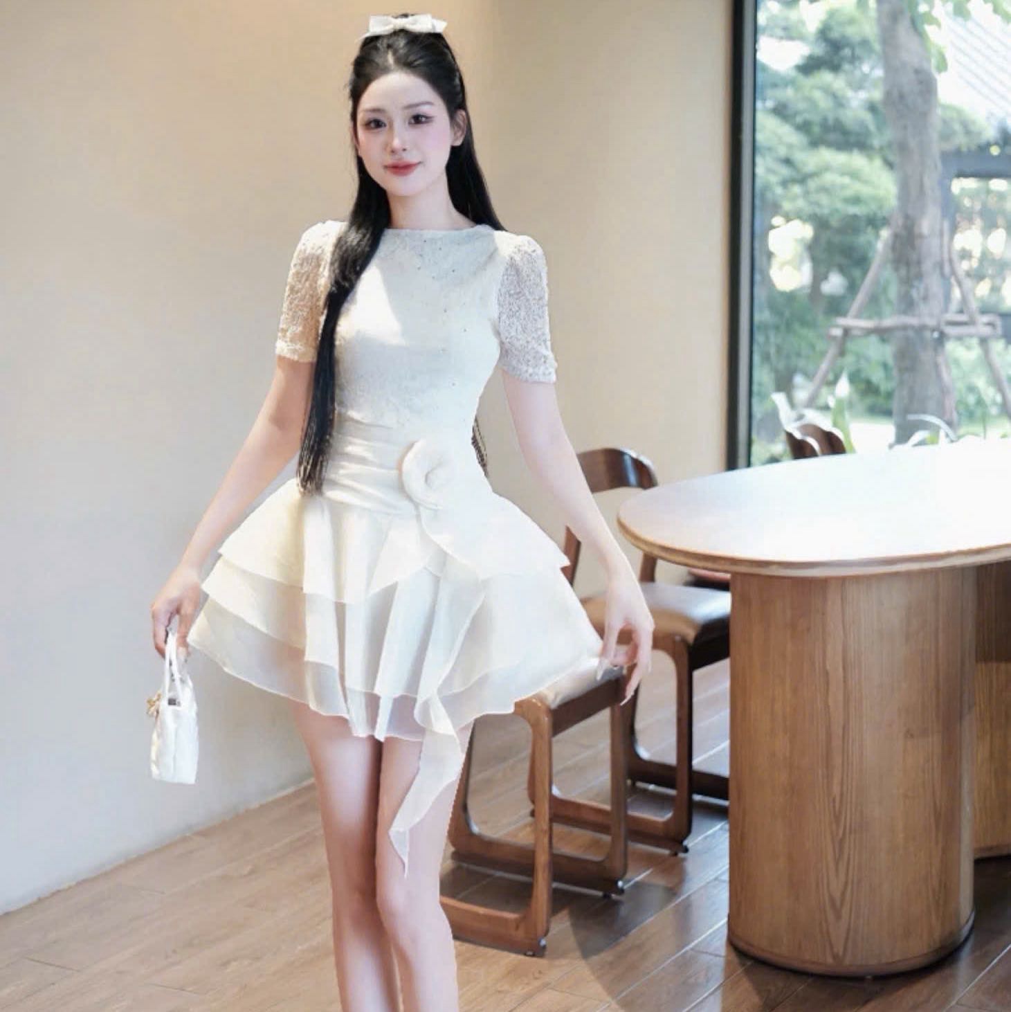 Đầm đính hột cổ tròn co dãn dáng ngắn xoè sang chảnh đi tiệc hack dáng