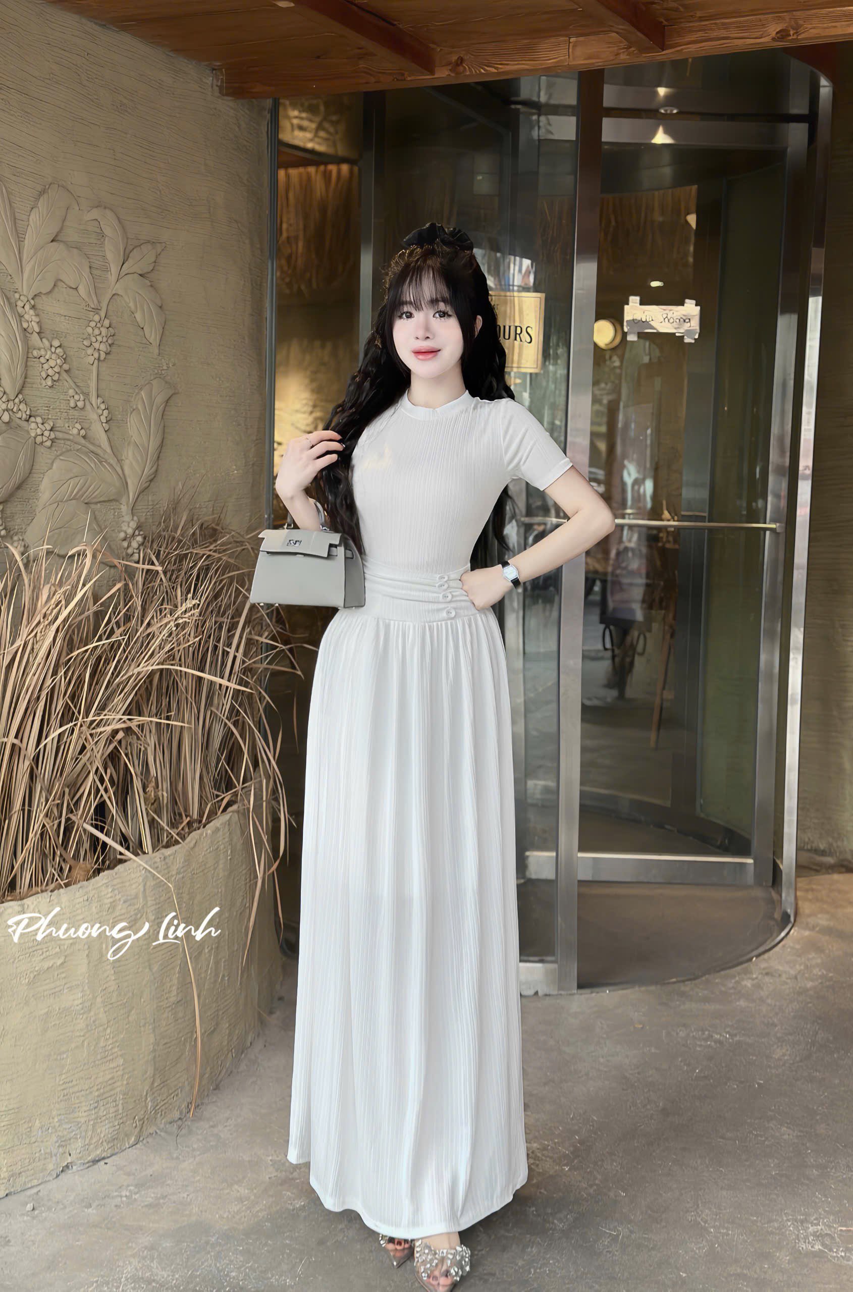 Đầm cổ tròn dáng dài thun tăm +hoa