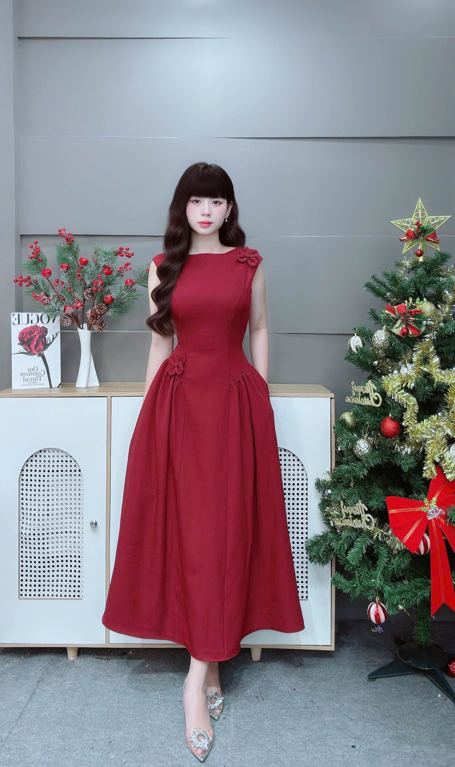 Đầm dáng dài sát nách có hoa ls 40780