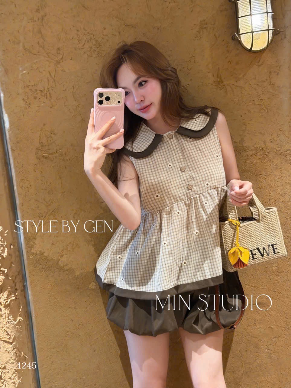Set áo caro thêu hoa kèm quần bí