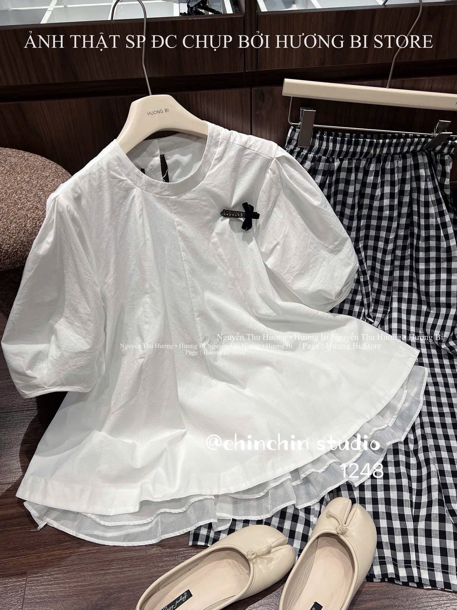 Set áo babydoll trắng quần caro đen dài