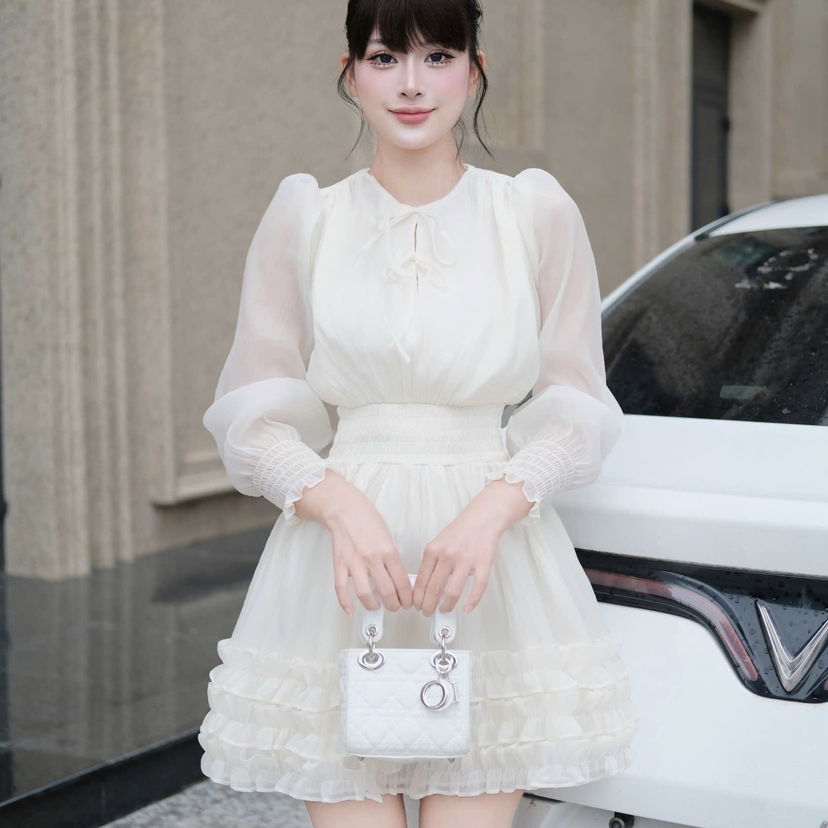 Đầm thiết kế cổ tròn tay bồng tầng hoa thiết kế cao cấp đi tiệc tay dài dáng xoè