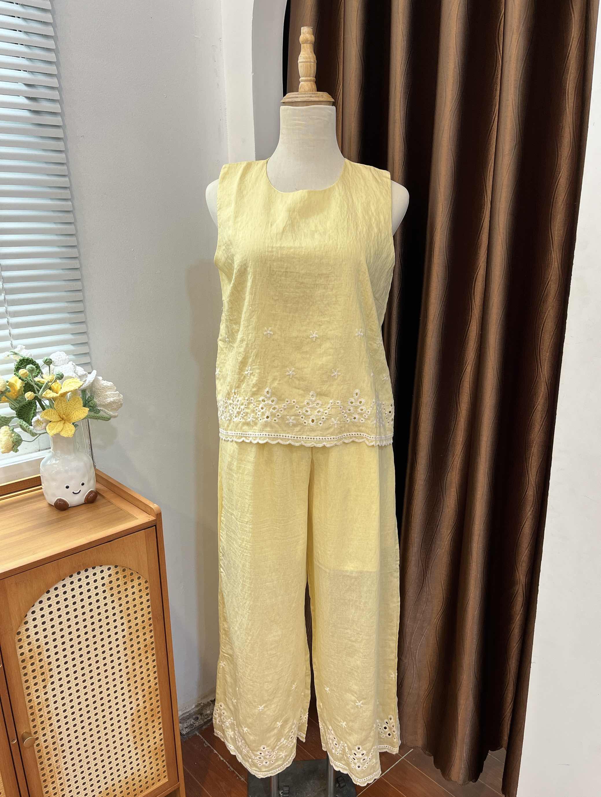 Set áo bao lỗ kèm quần dài ống rộng