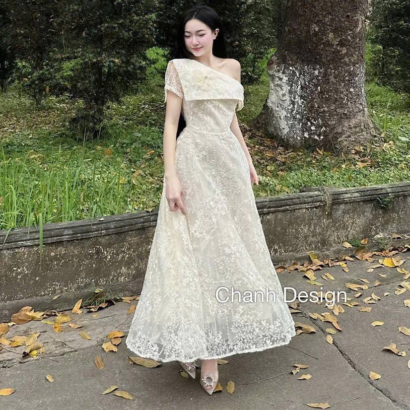 Đầm thiết kế ren lệch vai dáng dài