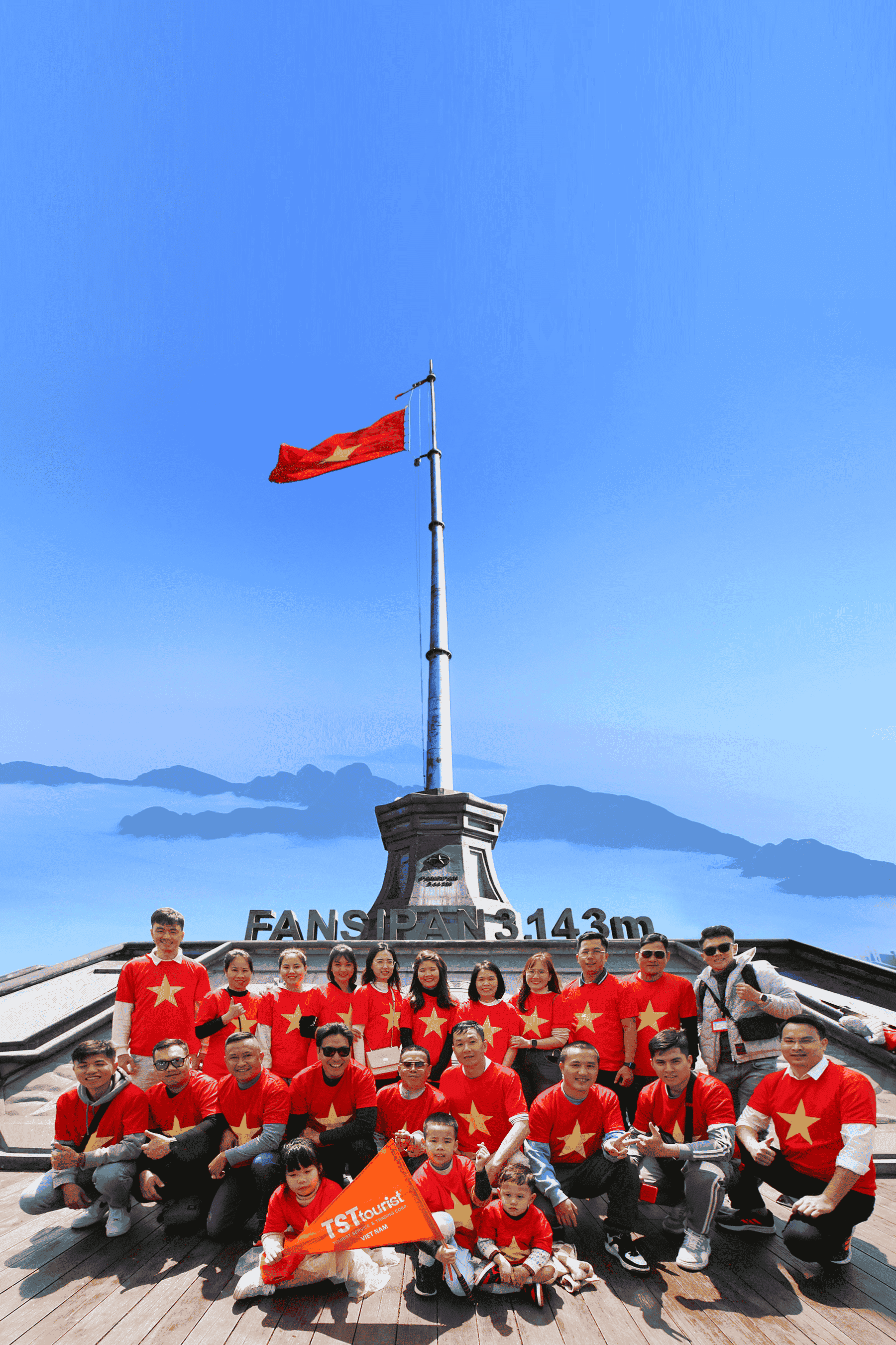 hinh-anh-su-kien-hanh-trinh-chinh-phuc-phat-trien-vung-ben-hinh-anh-su-kien-hanh-trinh-chinh-phuc-phat-trien-vung-ben-mallocaclub-1
