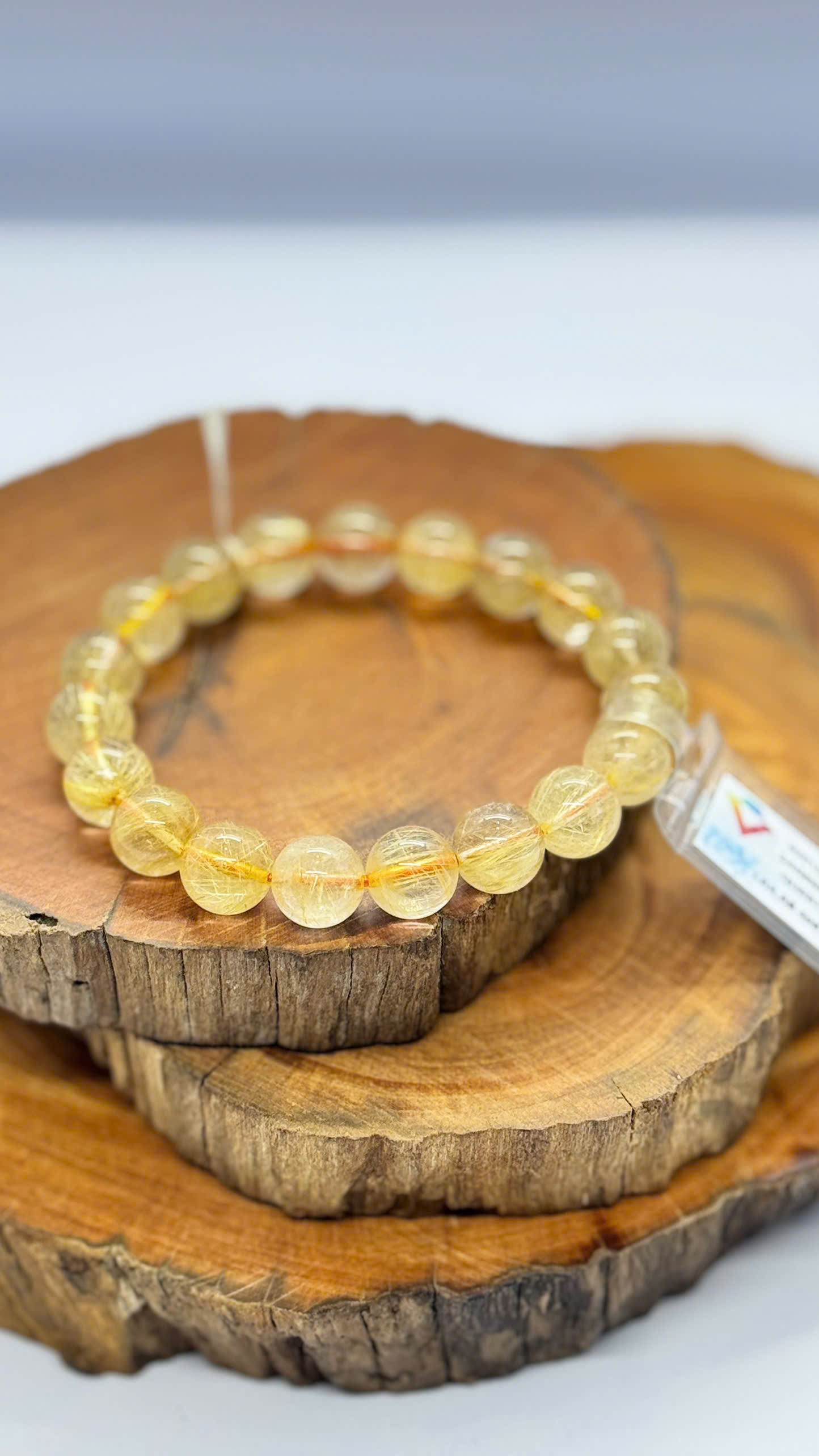 Vòng tay thạch anh tóc vàng 7A 10mm - Kèm kiểm định