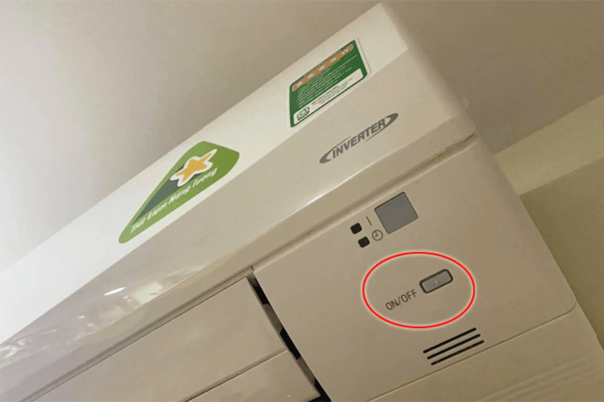 Bật điều hoà nhanh chóng với nút nguồn