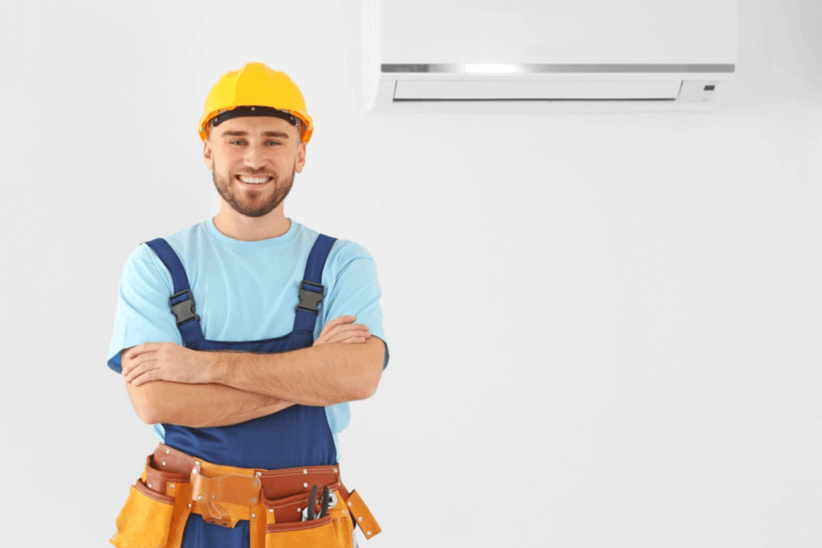 Gọi thợ kỹ thuật tới kiểm tra nếu thấy điều hoà có những dấu hiệu bất thường