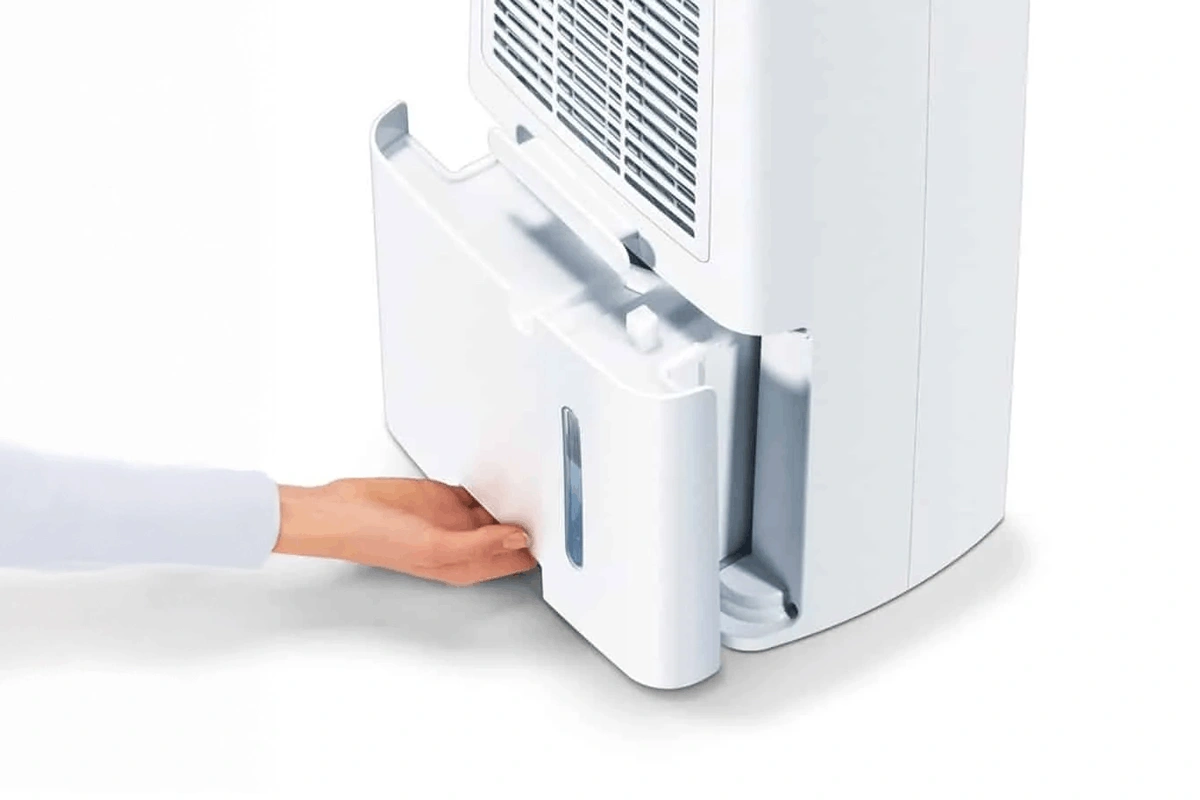 Máy hút ẩm dung tích nhỏ, phải thay khay nước thường xuyên