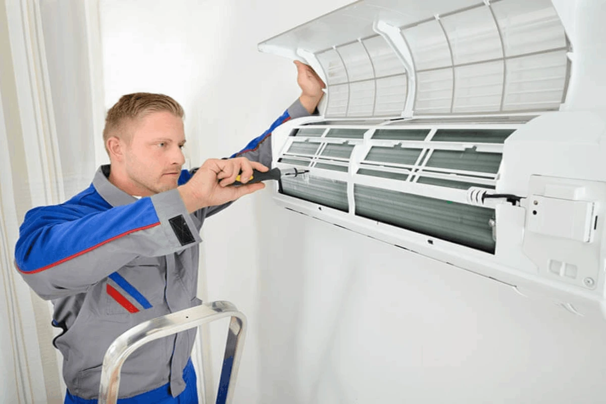 Gọi thợ kỹ thuật chuyên tháo lắp máy giúp quá trình nhanh chóng hơn